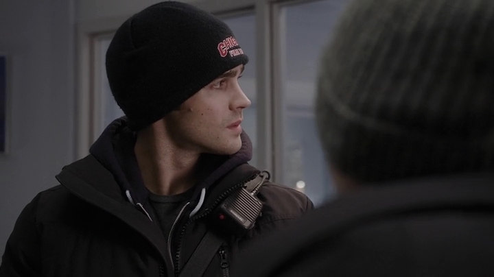 VampireDiariesWorld-dot-NL-ChigagoFire4x18-0515.jpg