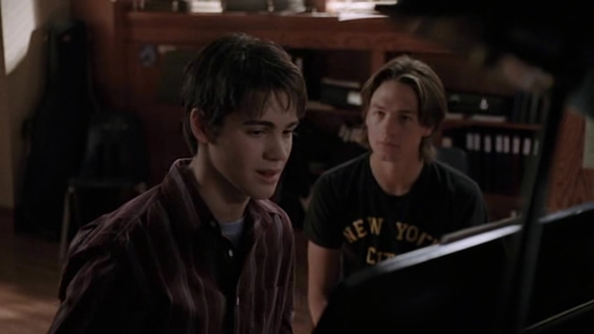 VampireDiariesWorld_dot_nl_Everwood4x05-0449.jpg