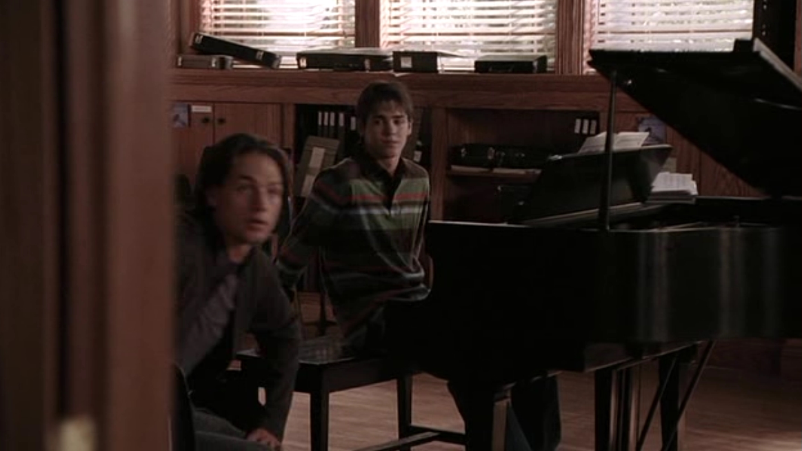 VampireDiariesWorld_dot_nl_Everwood4x05-2235.jpg