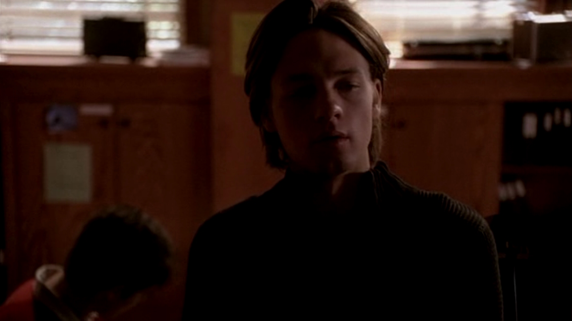 VampireDiariesWorld_dot_nl_Everwood4x06-0355.jpg