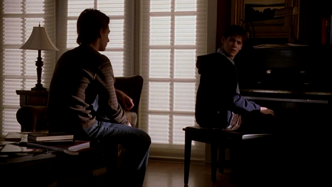 VampireDiariesWorld_dot_nl_Everwood4x13-3399.jpg