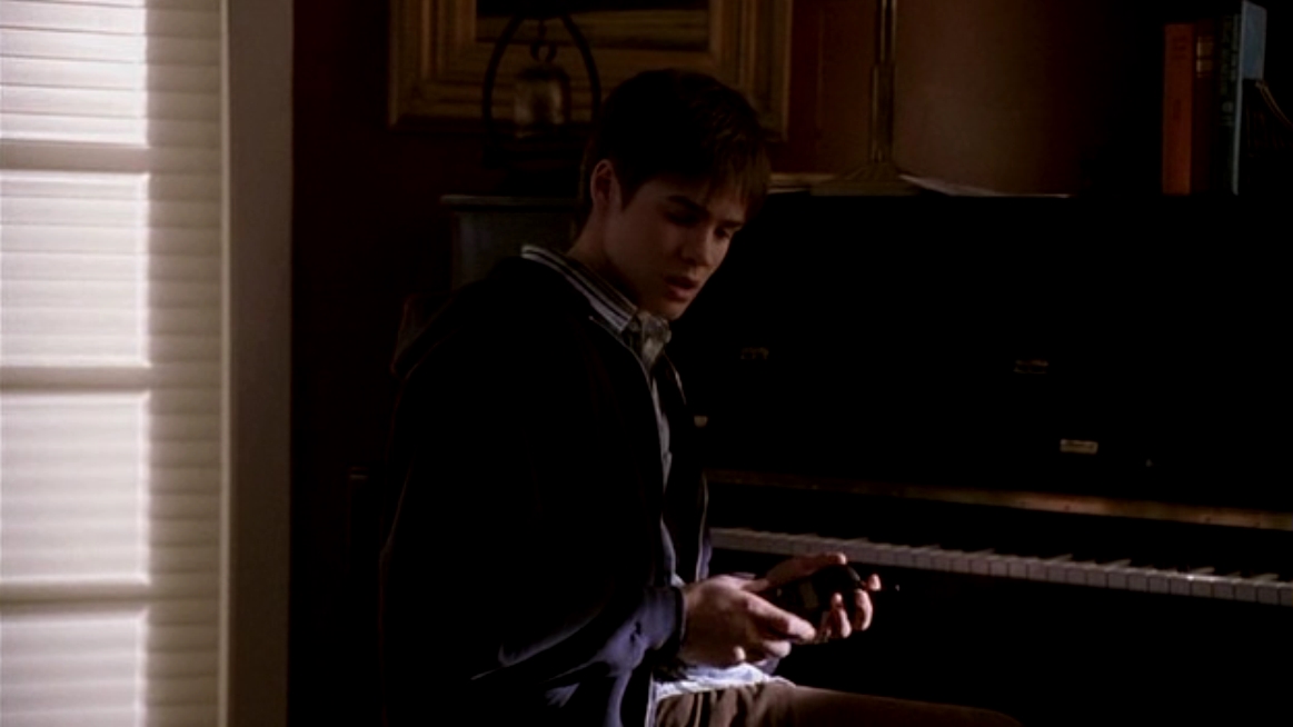 VampireDiariesWorld_dot_nl_Everwood4x13-3479.jpg