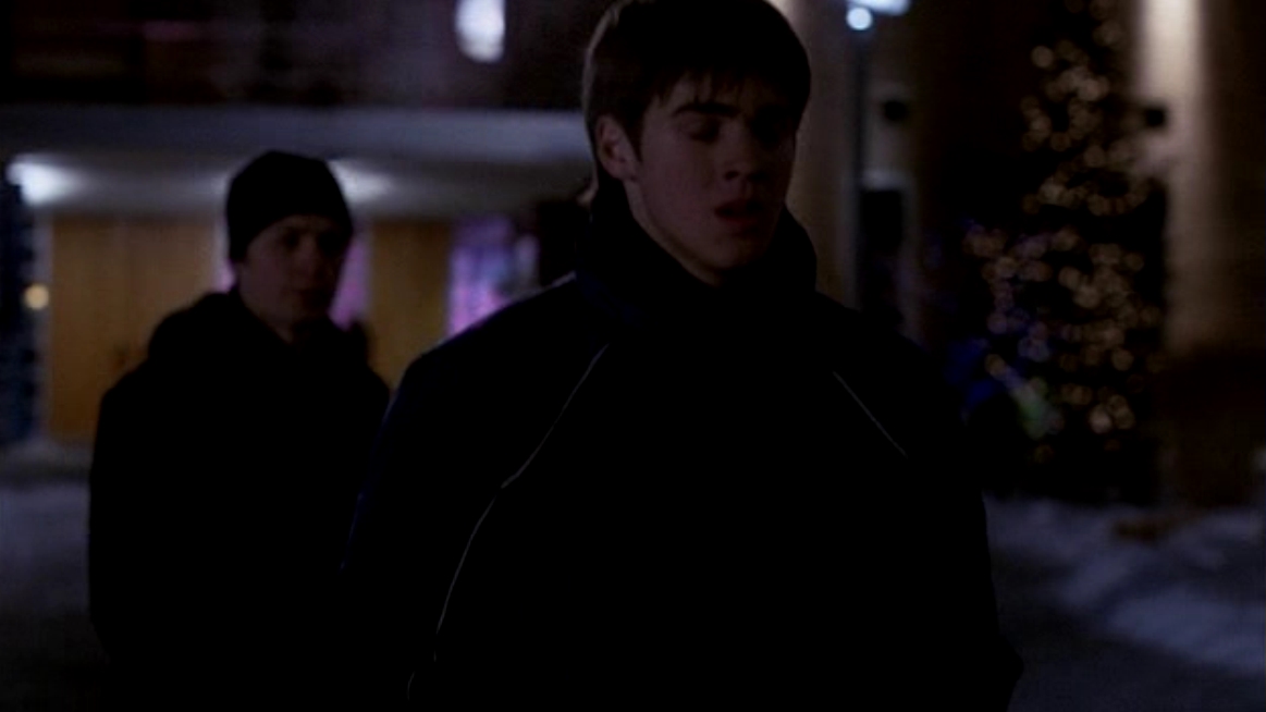 VampireDiariesWorld_dot_nl_Everwood4x13-4054.jpg