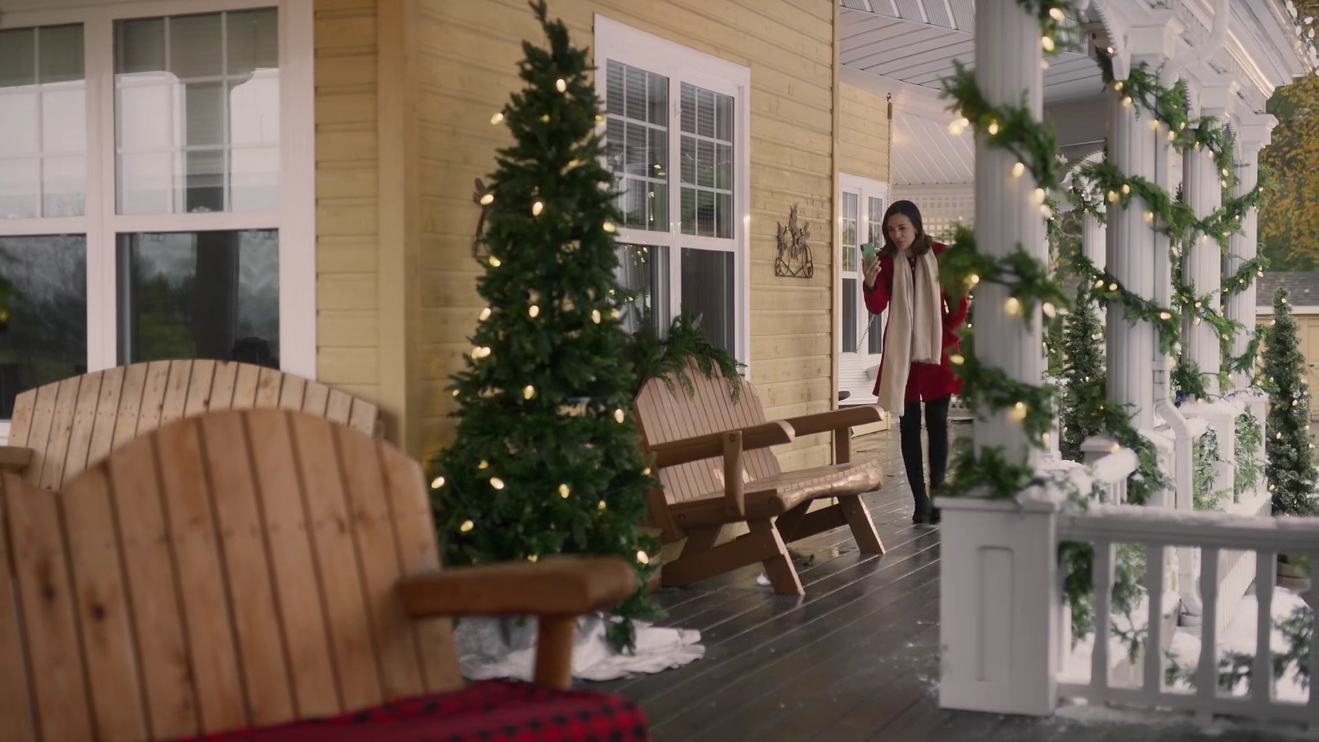 vampirediariesworld-dot-nl_TwasTheNightBeforeChristmas2302.jpg