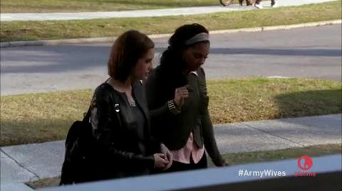 VampireDiariesWorld-dot-org_ArmyWives7x04-0182.jpg