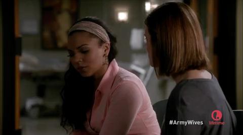 VampireDiariesWorld-dot-org_ArmyWives7x04-1401.jpg