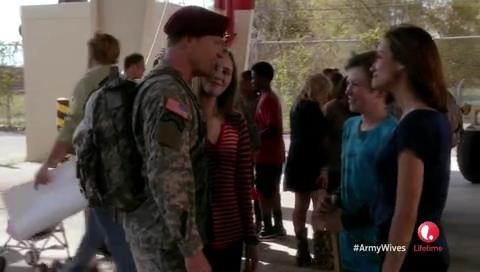 VampireDiariesWorld-dot-org_ArmyWives7x11-0706.jpg