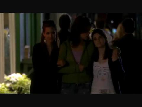 VampireDiariesWorld-dot-org_BeautifulPeople1x04-2400.jpg