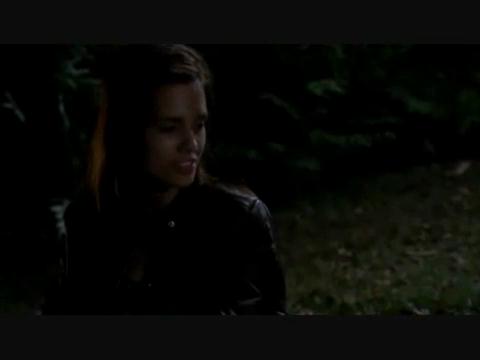 VampireDiariesWorld-dot-org_BeautifulPeople1x05-1746.jpg