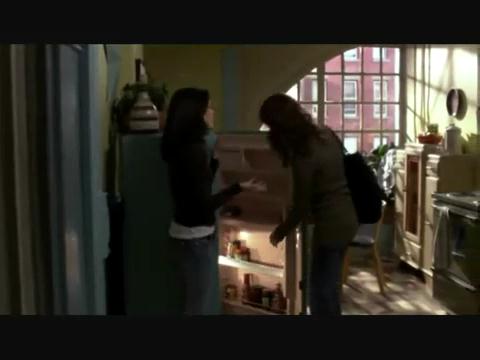 VampireDiariesWorld-dot-org_BeautifulPeople1x07-0372.jpg