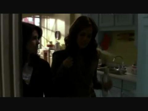 VampireDiariesWorld-dot-org_BeautifulPeople1x07-0377.jpg