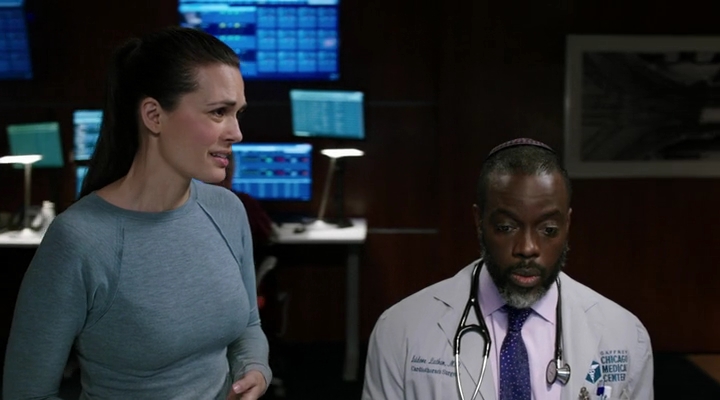 VampireDiariesWorld-dot-nl_ChicagoMed6x16-0134.jpg