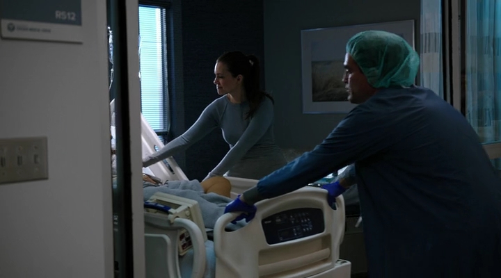 VampireDiariesWorld-dot-nl_ChicagoMed6x16-0262.jpg