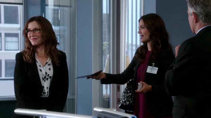 VampireDiariesWorld-dot-org_MajorCrimes3x13-0706.jpg