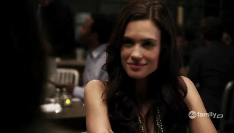 VampireDiariesWorld-dot-org_PrettyLittleLiarsS01E02-1542.jpg