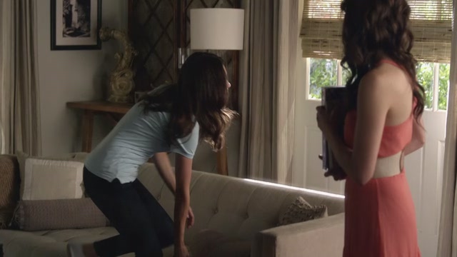 VampireDiariesWorld-dot-org_PrettyLittleLiarsS03E03-0536.jpg