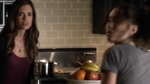 VampireDiariesWorld-dot-org_PrettyLittleLiars3x19-0975.jpg