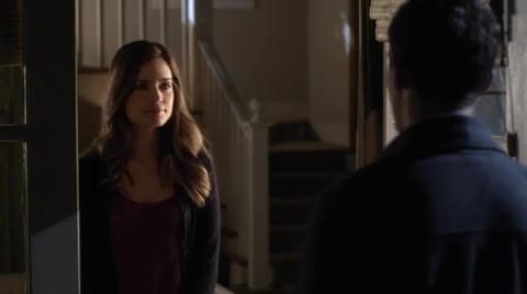 VampireDiariesWorld-dot-org_PrettyLittleLiars3x19-0985.jpg