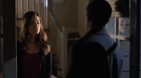 VampireDiariesWorld-dot-org_PrettyLittleLiars3x19-0991.jpg