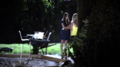 VampireDiariesWorld-dot-org_PrettyLittleLiars3x19-1670.jpg