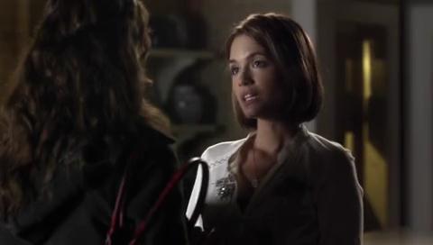 VampireDiariesWorld-dot-org_PrettyLittleLiars3x20-1850.jpg