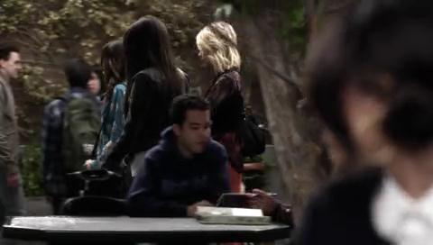 VampireDiariesWorld-dot-org_PrettyLittleLiars3x22-0055.jpg