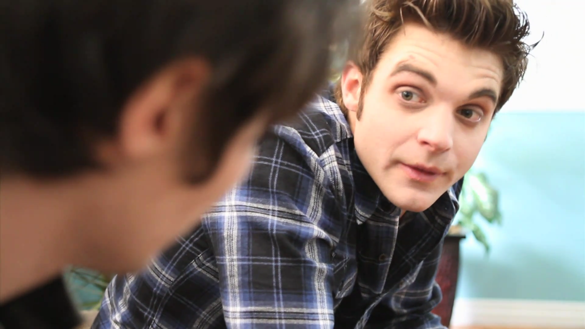 VampireDiariesWorld_dot_org-TheHillywoodShowParady0193.png