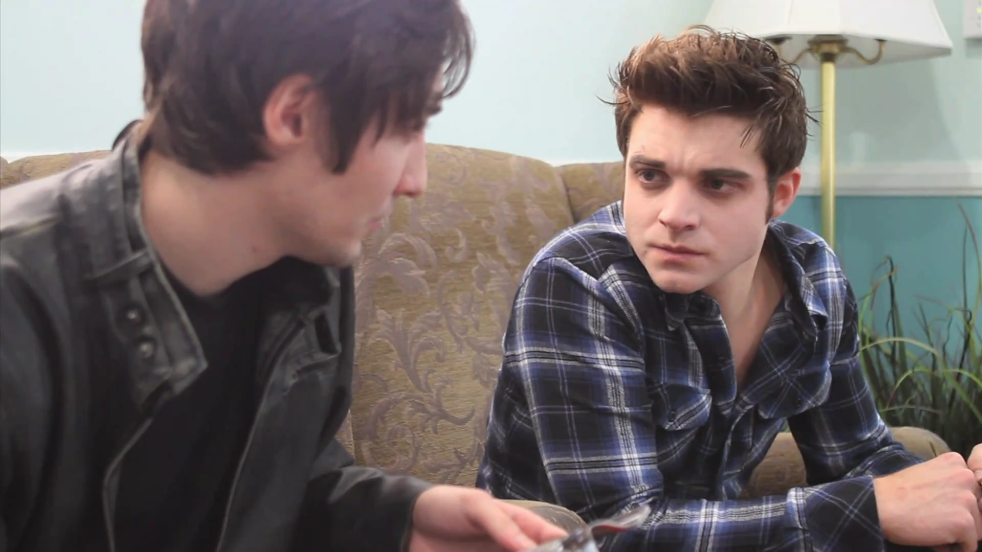 VampireDiariesWorld_dot_org-TheHillywoodShowParady0243.png