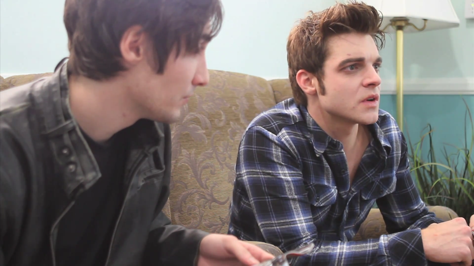 VampireDiariesWorld_dot_org-TheHillywoodShowParady0268.png