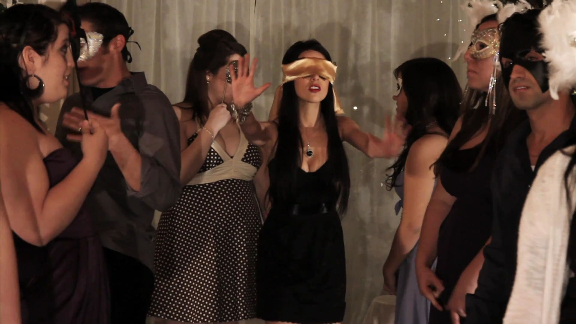 VampireDiariesWorld_dot_org-TheHillywoodShowParody0230.png