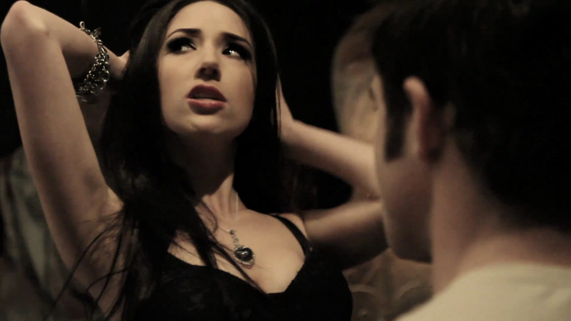 VampireDiariesWorld_dot_org-TheHillywoodShowParody0605.png