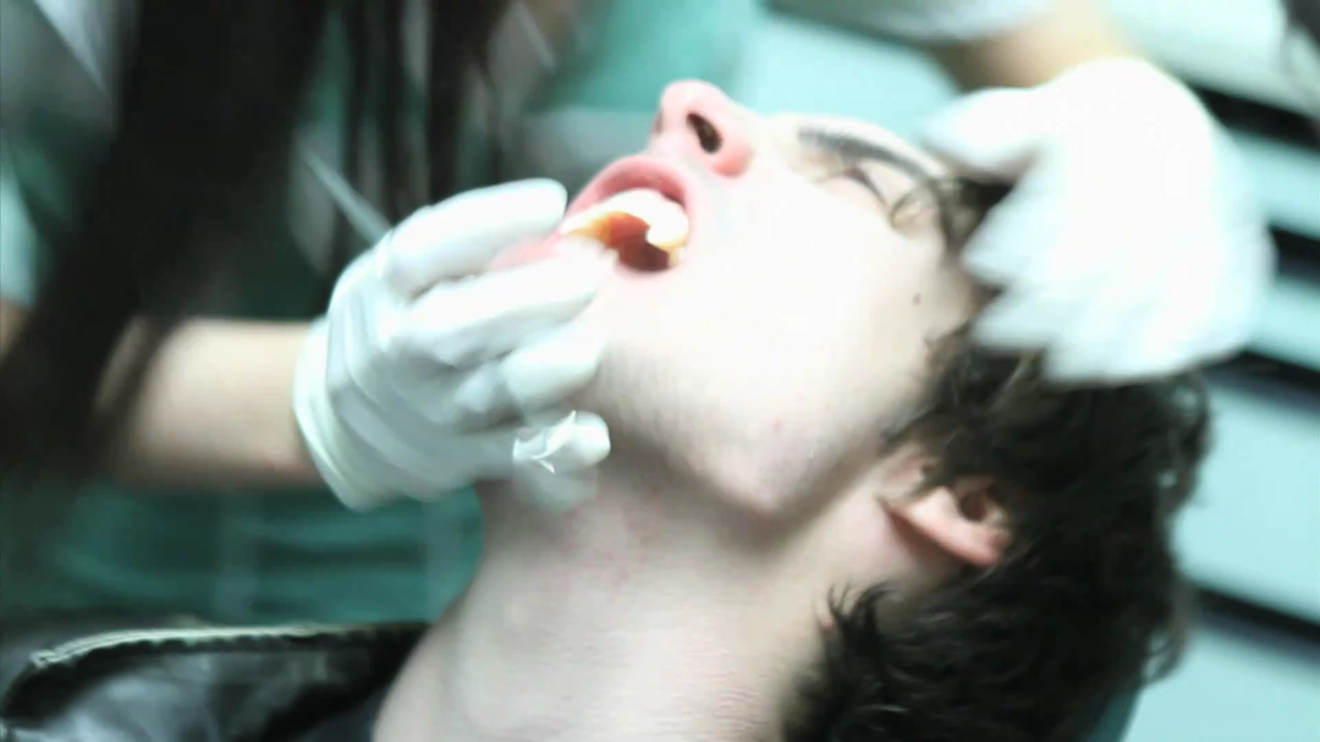 VampireDiariesWorld_dot_org-TheHillywoodShowParody1054.png