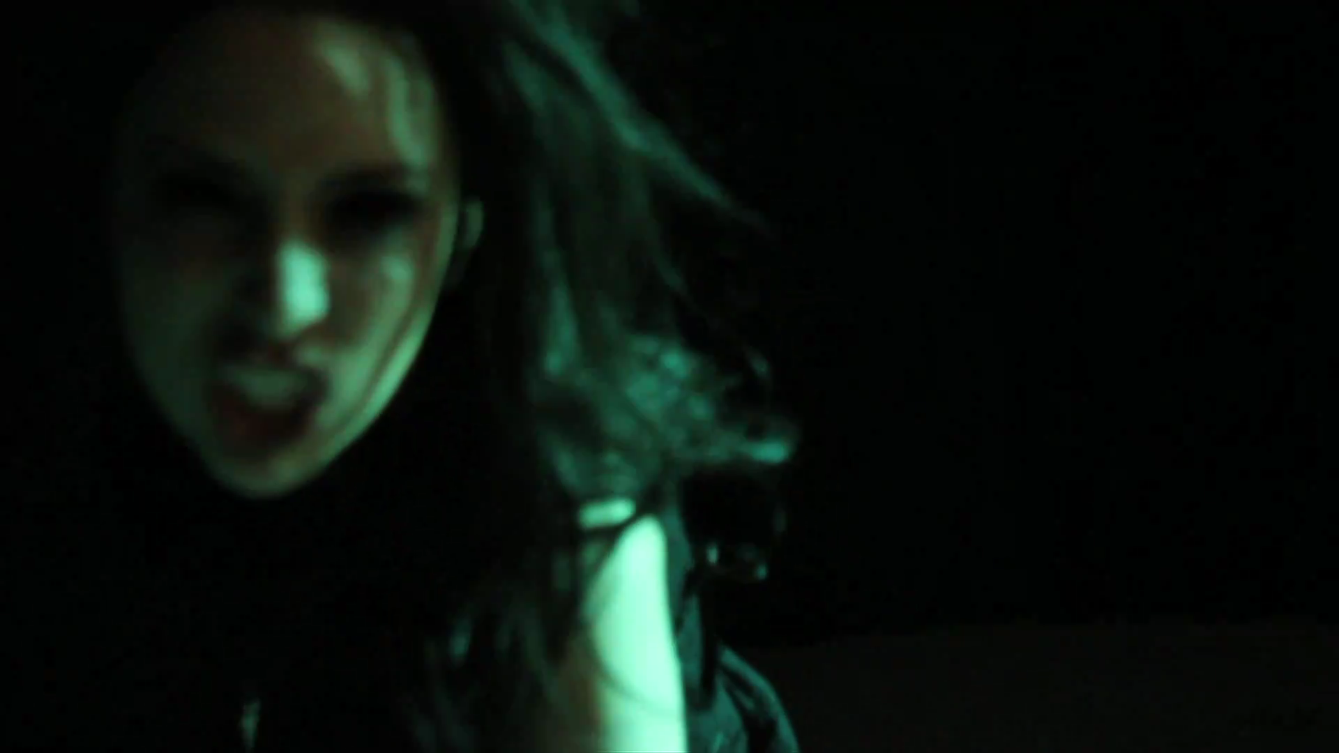 VampireDiariesWorld_dot_org-TheHillywoodShowParody1058.png