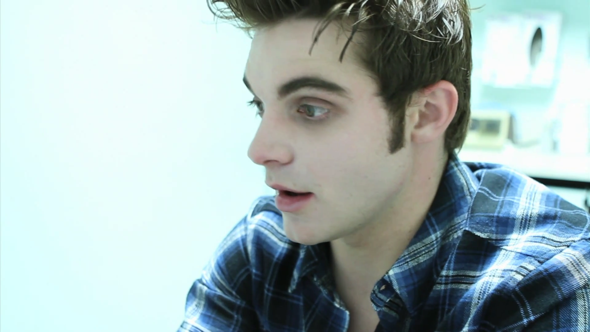 VampireDiariesWorld_dot_org-TheHillywoodShowParody1076.png