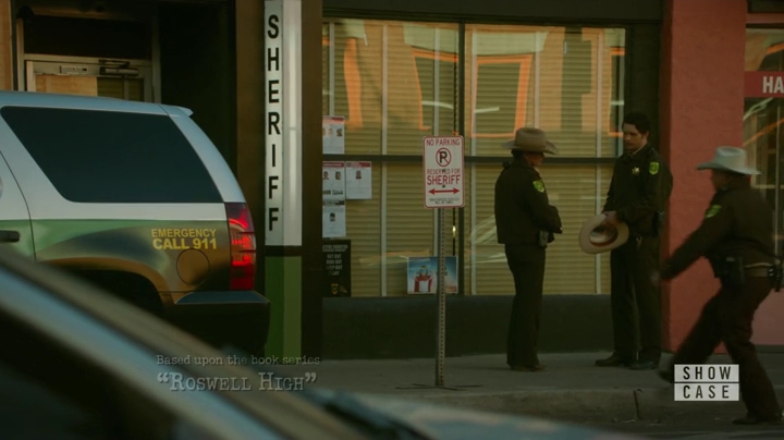 VampireDiariesworld-dot-nl_RoswellNewMexico1x01-0655.jpg