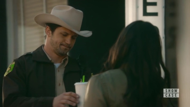 VampireDiariesworld-dot-nl_RoswellNewMexico1x01-1010.jpg