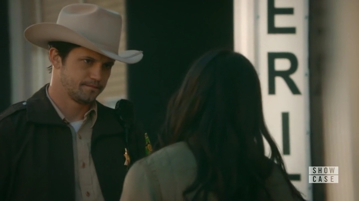 VampireDiariesworld-dot-nl_RoswellNewMexico1x01-1011.jpg