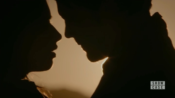 VampireDiariesworld-dot-nl_RoswellNewMexico1x01-2030.jpg