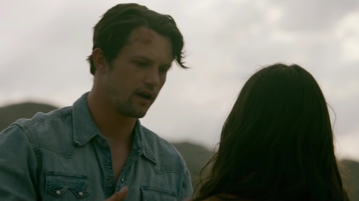 VampireDiariesWorld-dot-nl_RoswellNewMexico1x02-2124.jpg