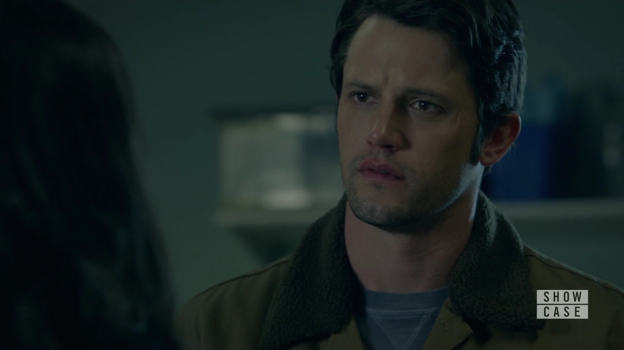 VampireDiariesWorld-dot-nl_RoswellNewMexico1x07-1964.jpg