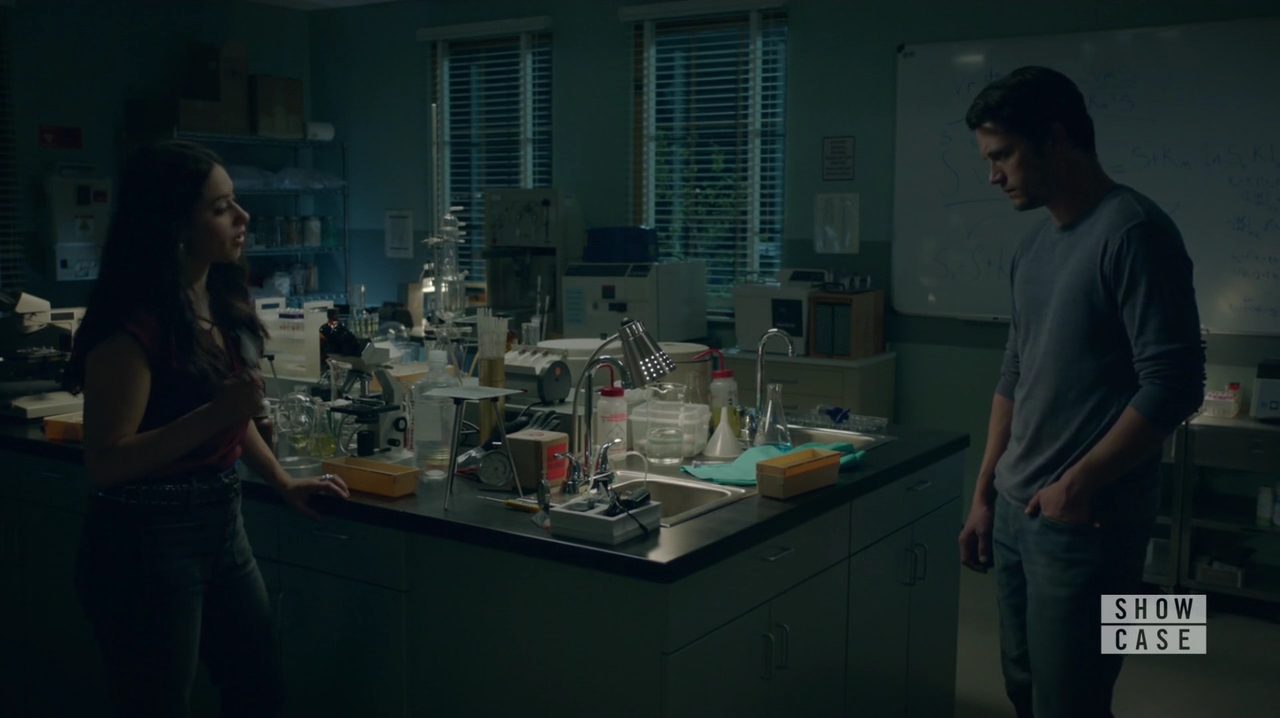 VampireDiariesWorld-dot-nl_RoswellNewMexico1x07-2356.jpg