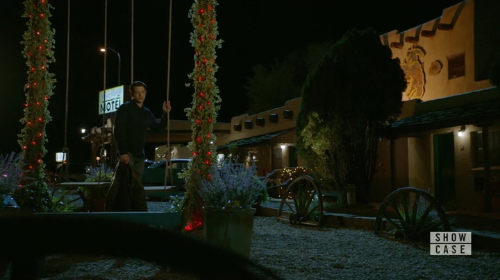 Charmed-Online-dot-nl_RoswellNewMexico1x09-1658.jpg