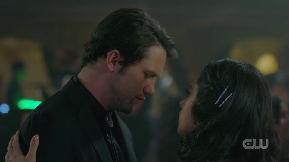 VampireDiariesWorld-dot-nl_RoswellNewMexico1x011-1724.jpg