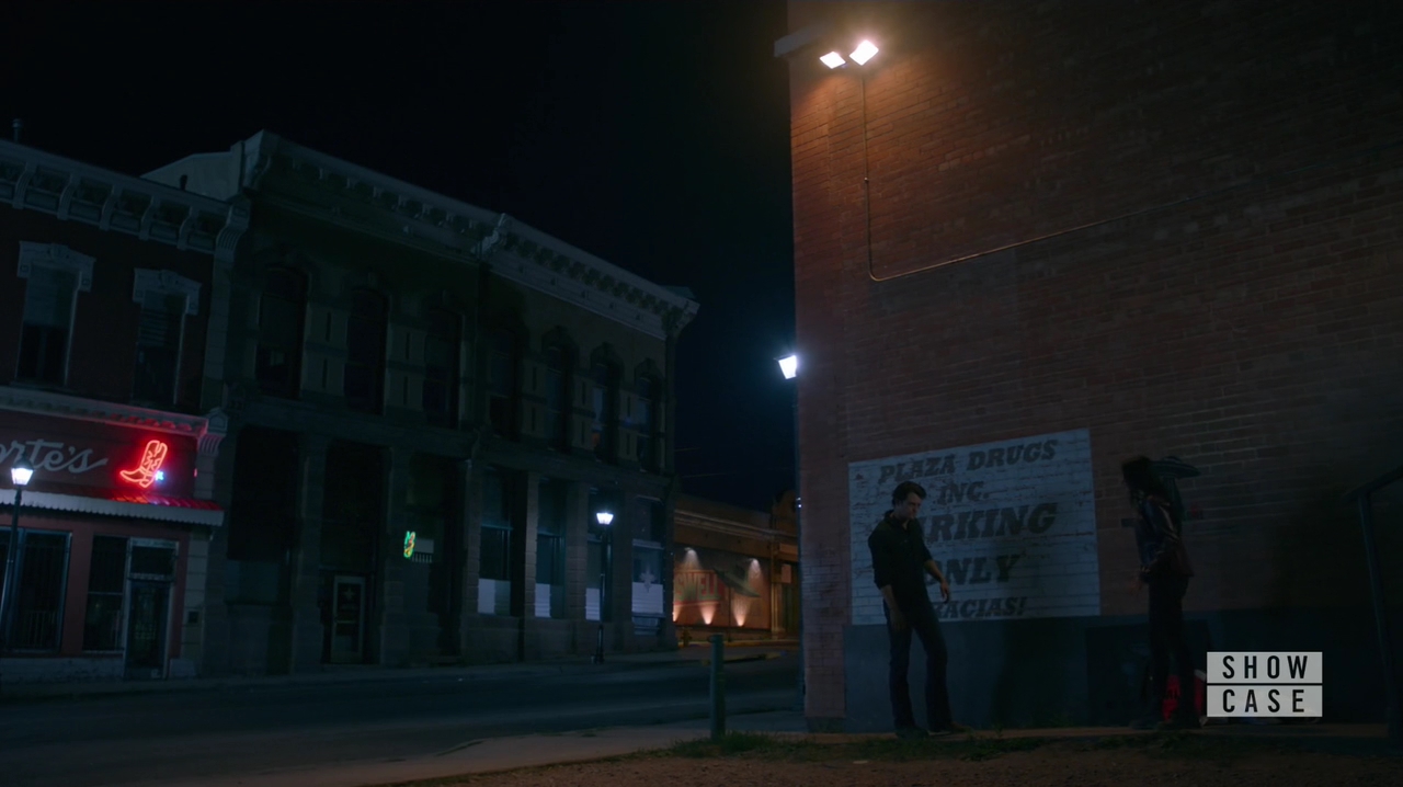 VampireDiariesWorld-dot-nl_RoswellNewMexico2x03-1696.jpg