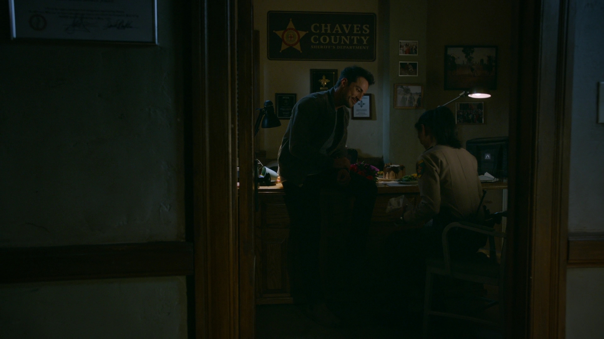 VampireDiariesWorld-dot-nl_RoswellNewMexico2x04-1941.jpg