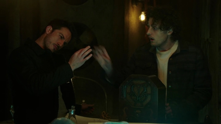 VampireDiariesWorld-dot-nl_RoswellNewMexico3x04-0781.jpg