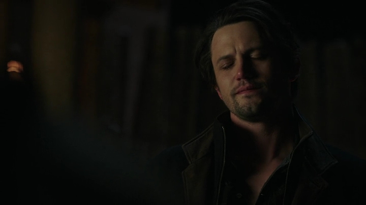 VampireDiariesWorld-dot-nl_RoswellNewMexico3x04-2012.jpg