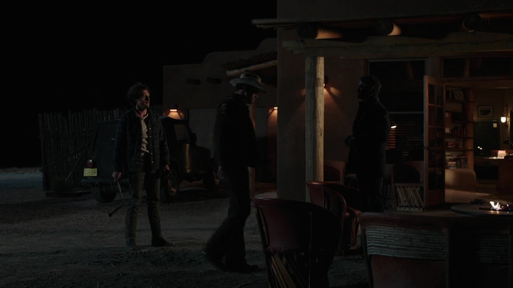 VampireDiariesWorld-dot-nl_RoswellNewMexico3x04-2032.jpg