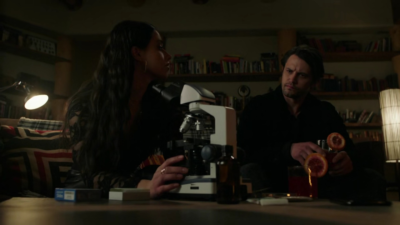 VampireDiariesWorld-dot-nl_RoswellNewMexico3x07-1802.jpg