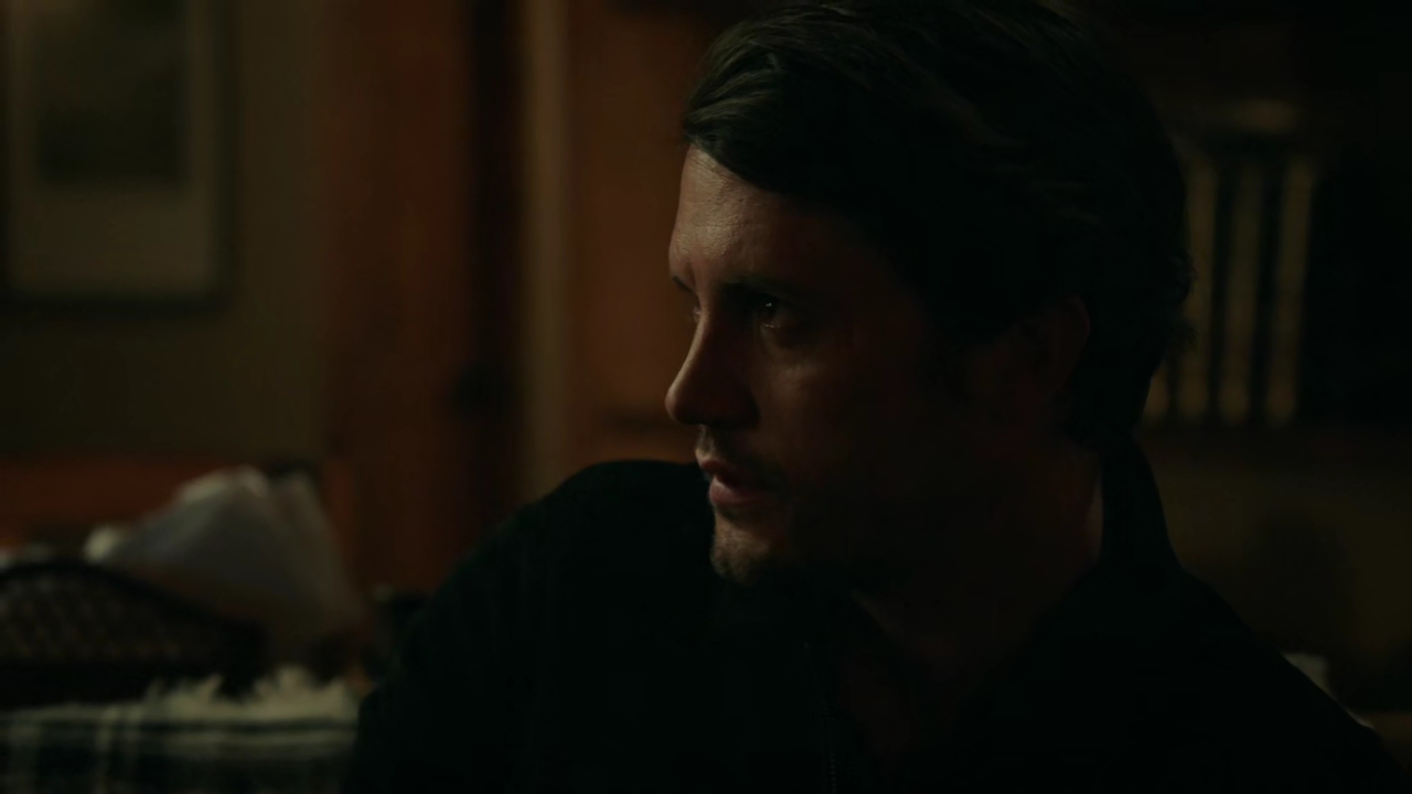 VampireDiariesWorld-dot-nl_RoswellNewMexico3x07-1980.jpg